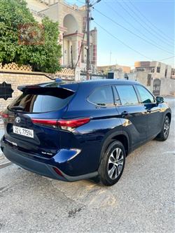 تۆیۆتا هایلاندەر